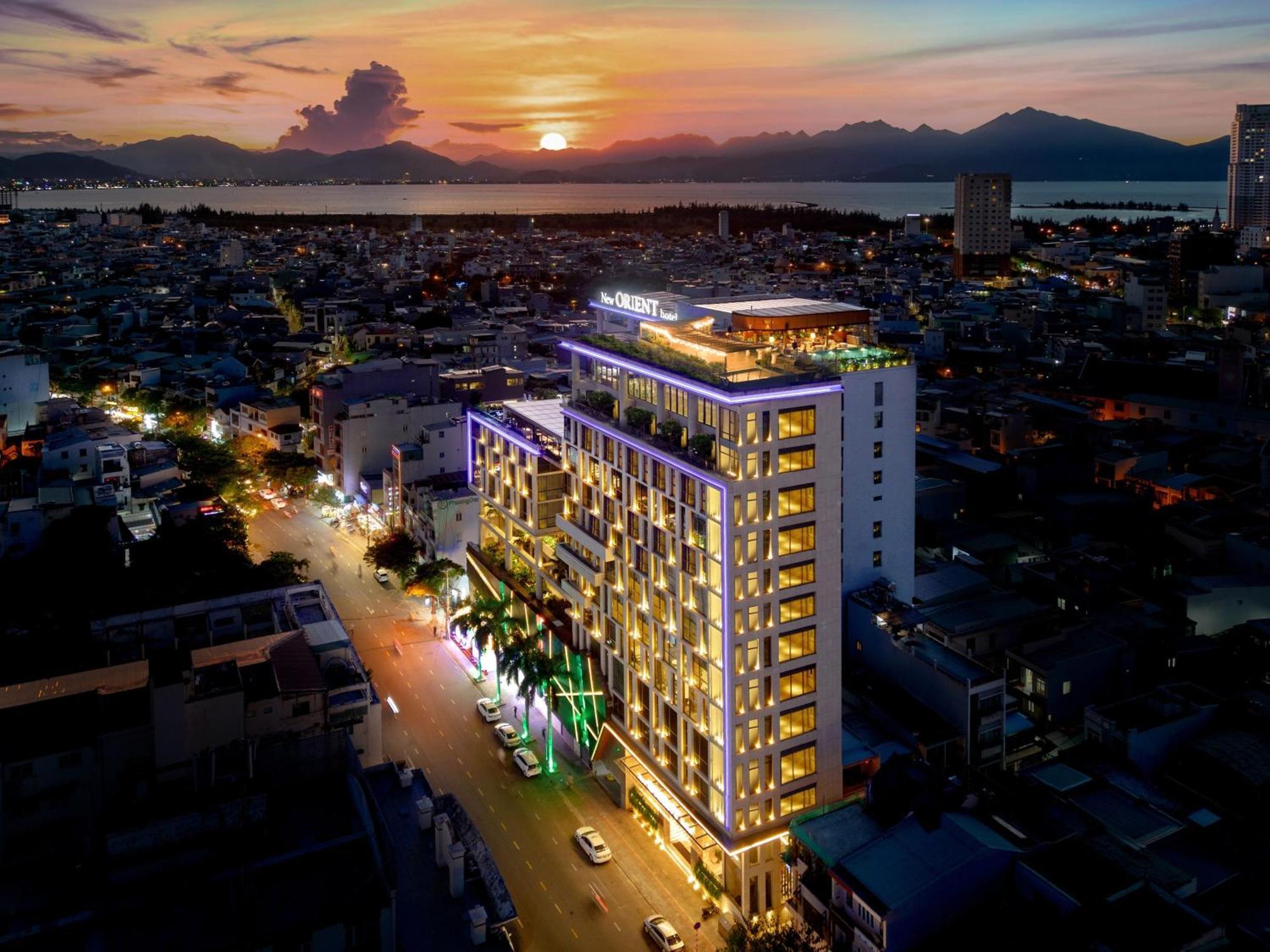 New Orient Hotel Da Nang Esterno foto